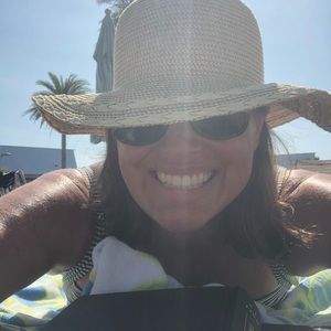 Meet your Posher, Kim